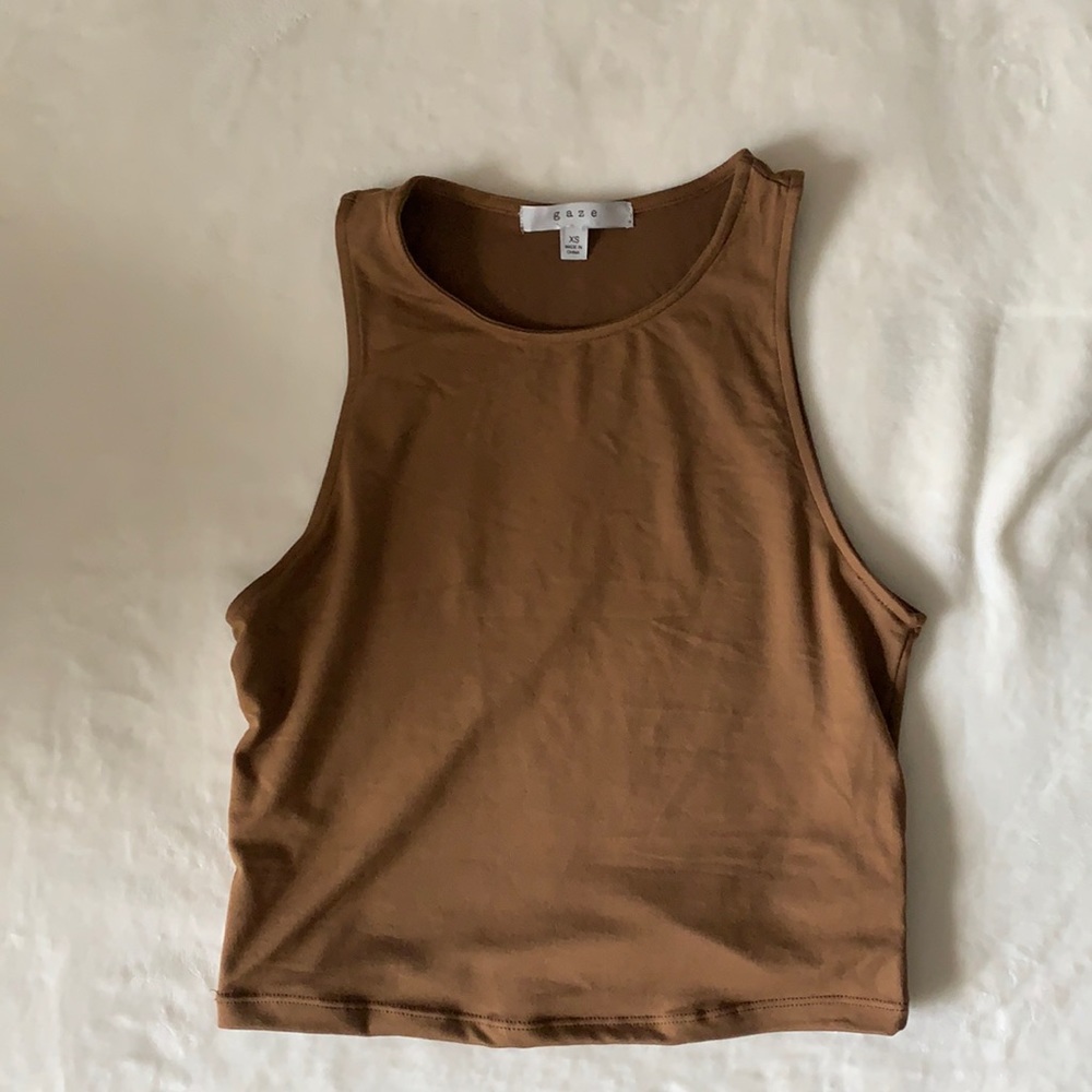 Brown crop top, never worn!